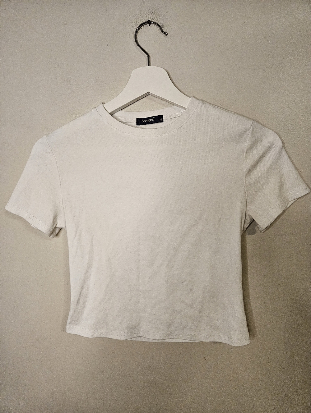 Sampeel Classic White Crop Baby Tee Women's Short Sleeve Fitted Top Neutral
